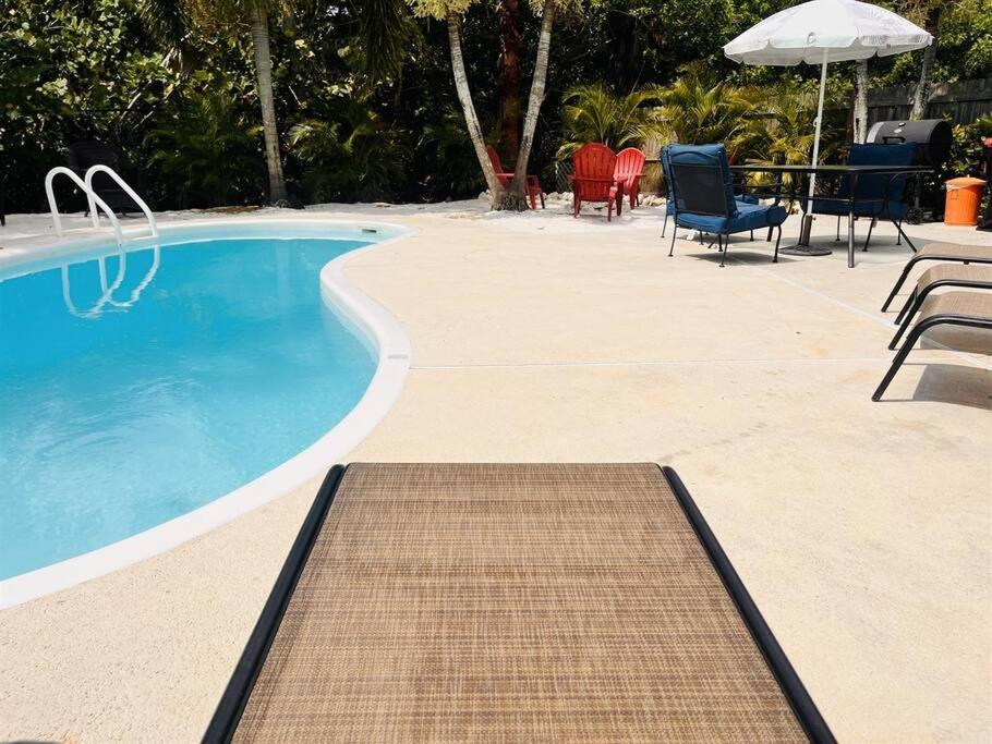 Beach, Sand, Firepit And Pool Clearwater Beach Ngoại thất bức ảnh